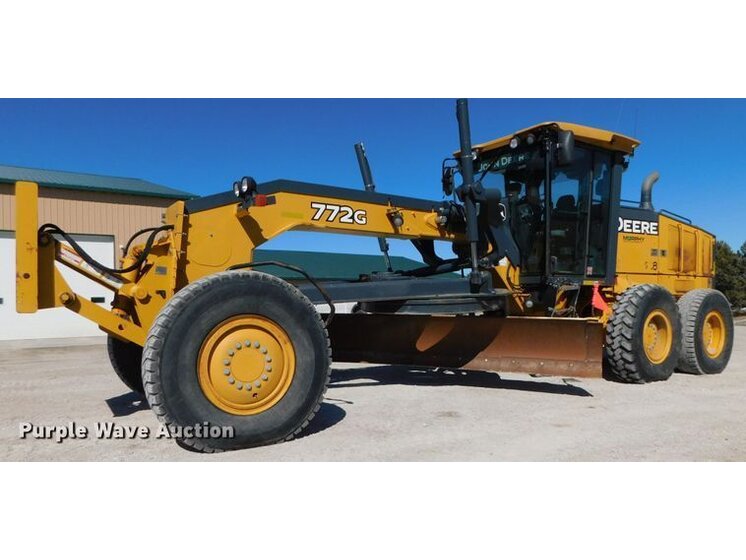 2012 John Deere 772G equipment photo