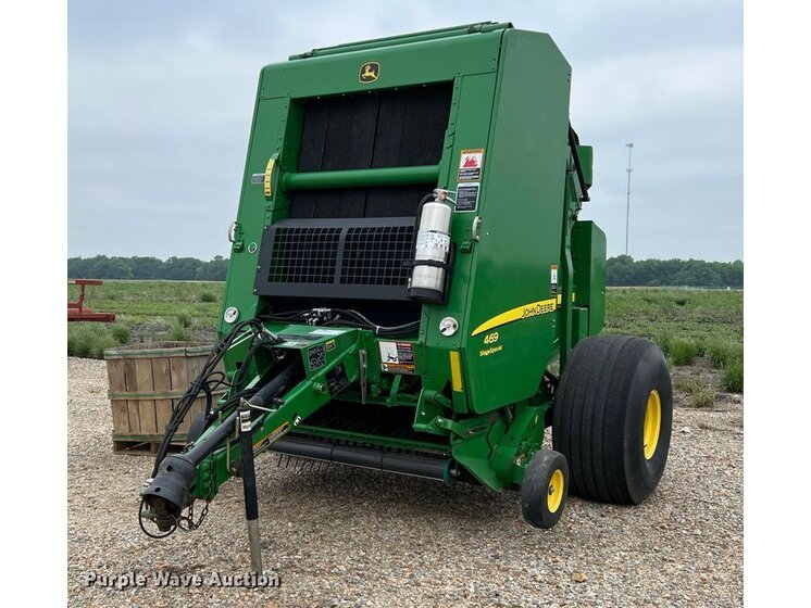 2013 John Deere 469 equipment photo