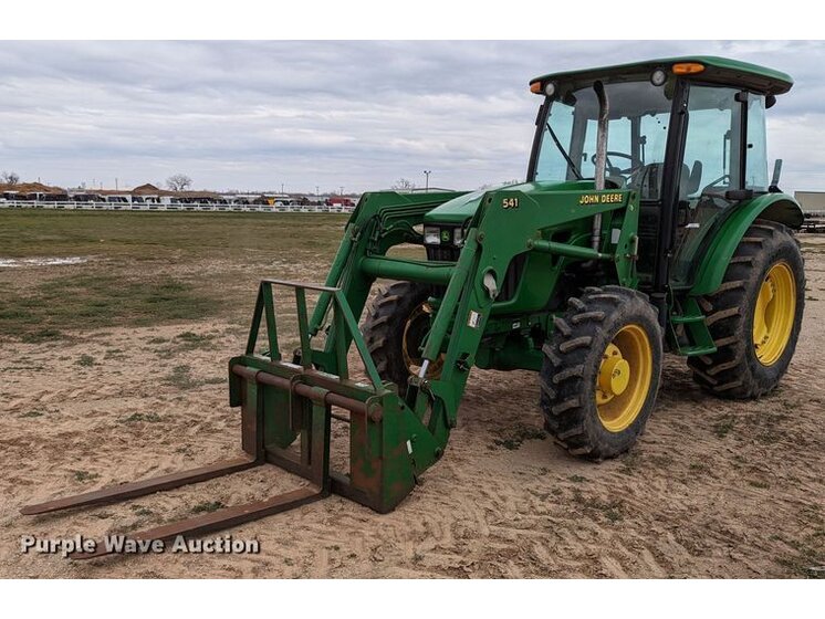 2012 John Deere 5083E equipment photo