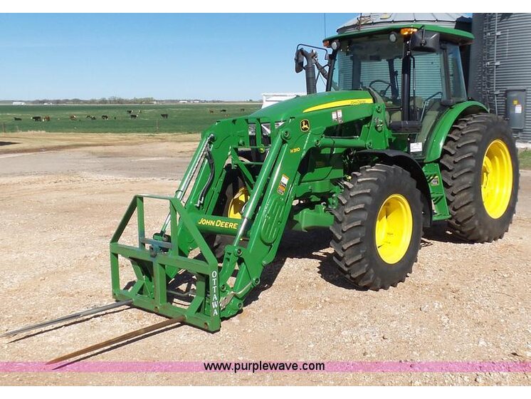 2013 John Deere 6140D equipment photo