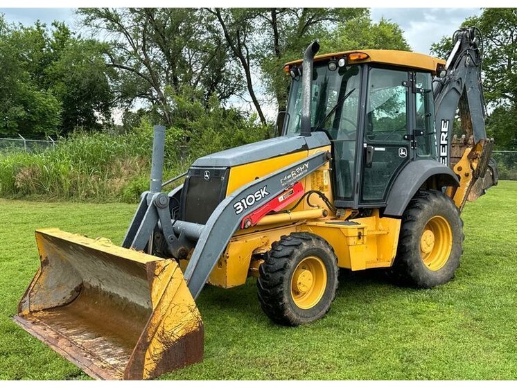 2014 John Deere 310SK equipment photo