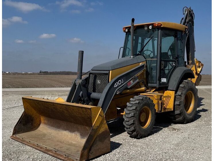 2010 John Deere 410J equipment photo