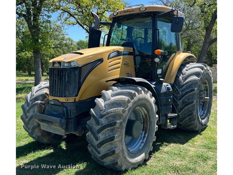 2014 Challenger MT585D equipment photo
