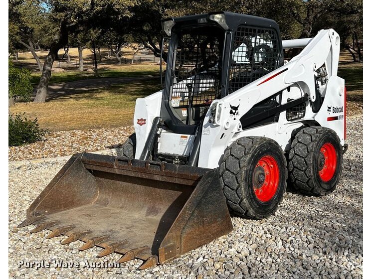 2016 Bobcat S740 equipment photo