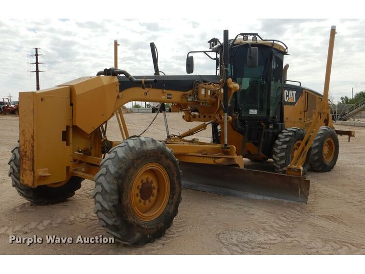 2011 Caterpillar 140M equipment photo