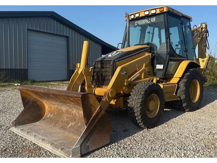 2004 Caterpillar 420D equipment photo