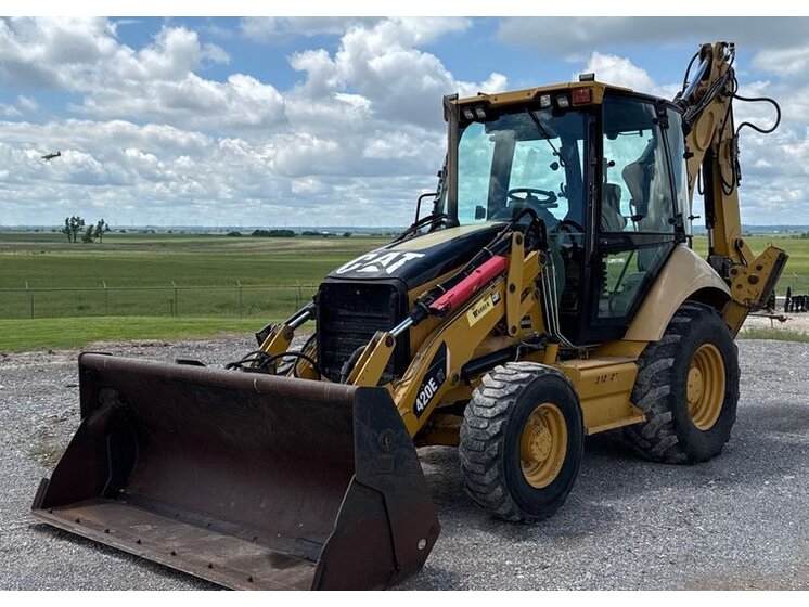 2008 Caterpillar 420E IT equipment photo