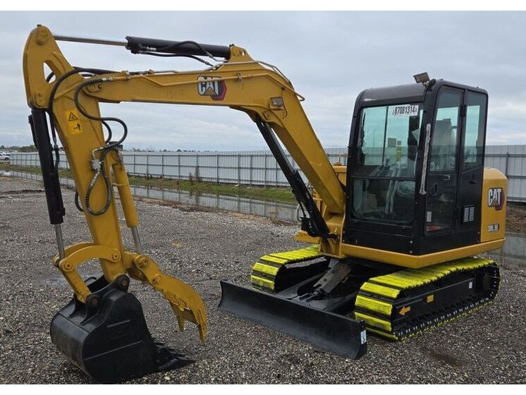 2015 Caterpillar 305.5 E equipment photo