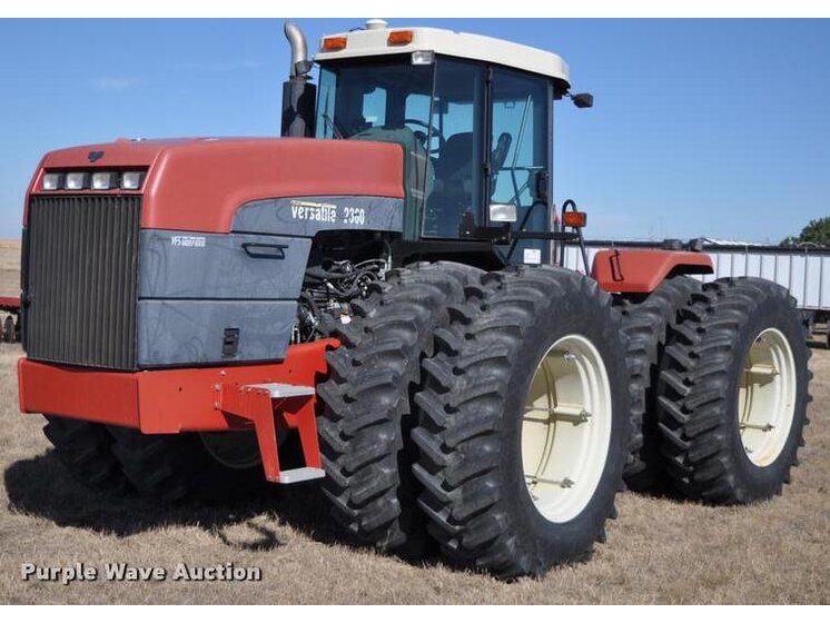 2006 Buhler Versatile 2360 equipment photo