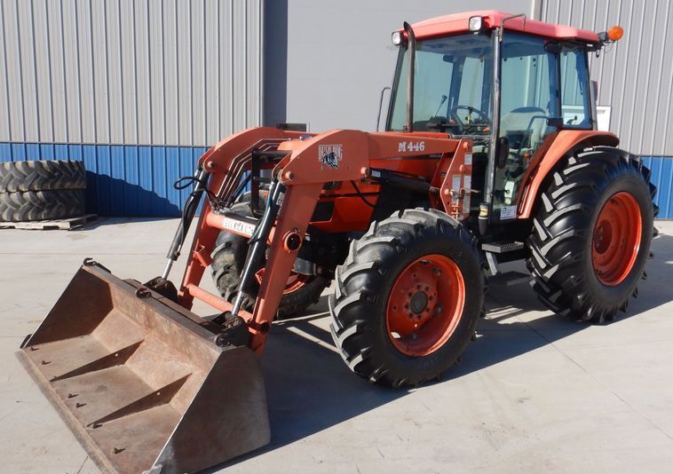 0 Kubota M9000 equipment photo