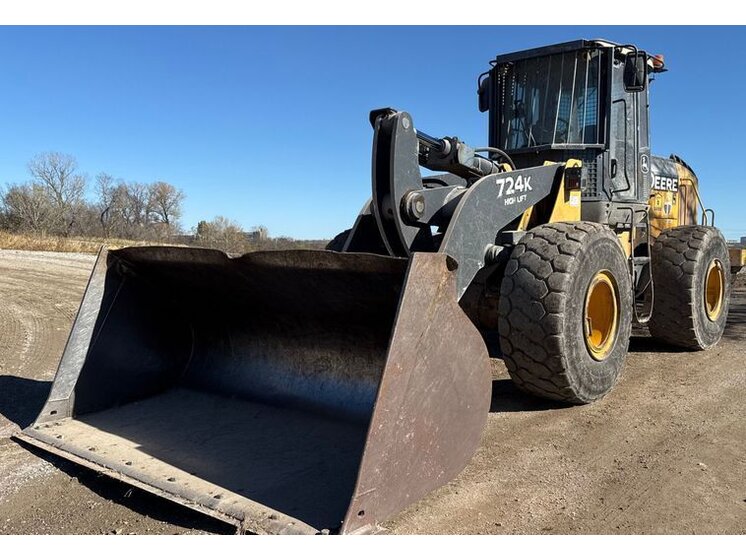 2009 John Deere 724K equipment photo
