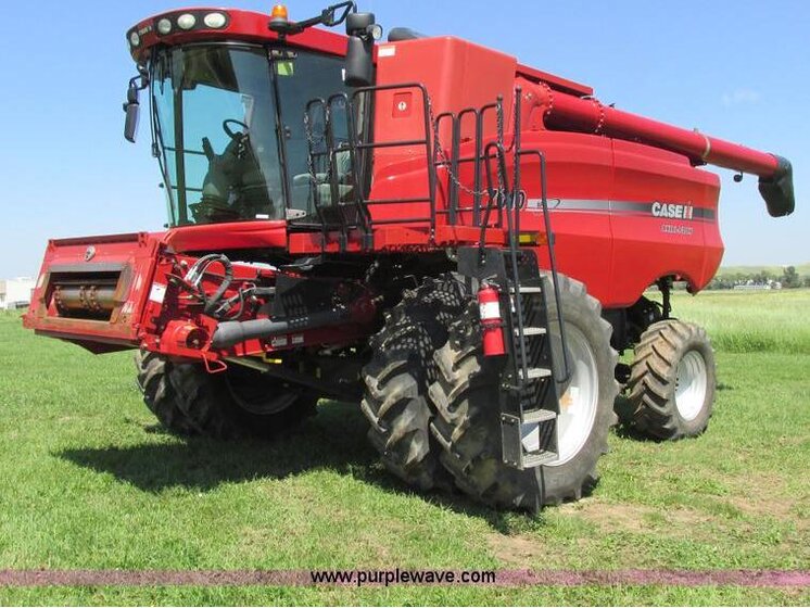 2008 Case IH 7010 equipment photo