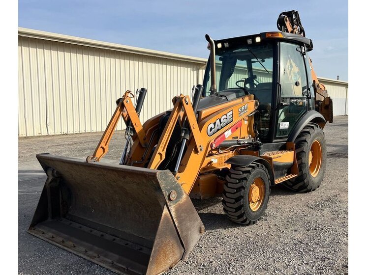 2013 Case 580 Super N equipment photo