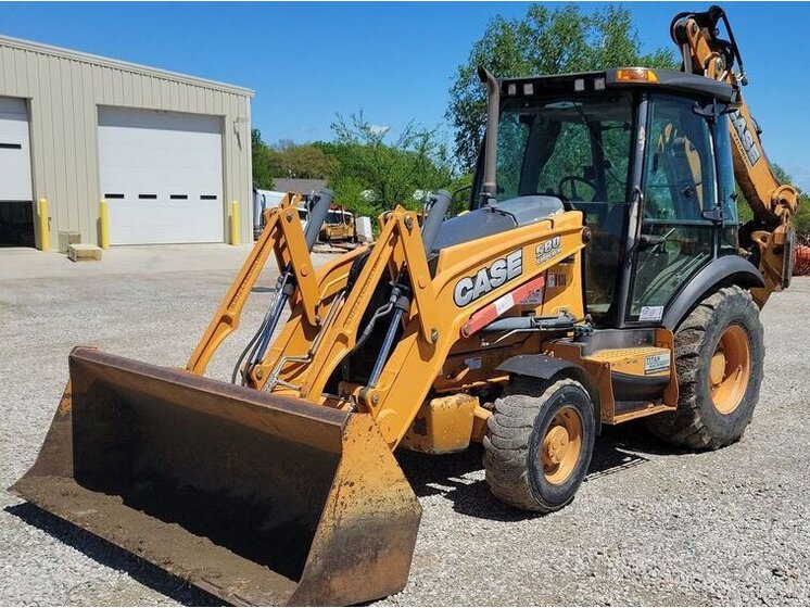 2012 Case 580 Super N equipment photo