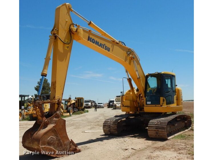 2014 Komatsu PC228USLC-8 equipment photo