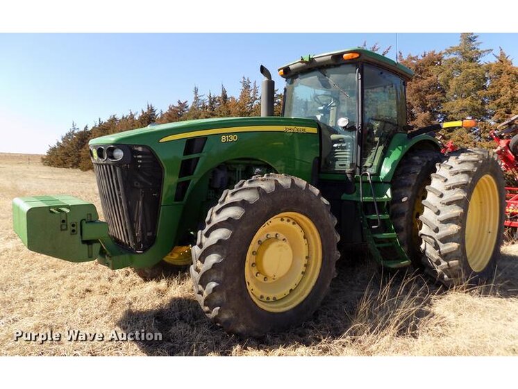 2006 John Deere 8130 equipment photo